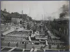 Eslöv, tunnelbyggnaden. Gjutning av bjälklag under spåren.