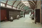 Förvaringsboxar i stora hallen på Malmö centralstation.