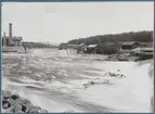 Landsvägsbro över Ljusnan älv vid Bergvik 1888.