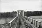 Bron över Skellefteälven vid Slagnäs, längs Inlandsbanan.