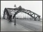 Kungsgatsbron i Stockholm. Sedd från väster.