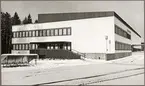 Statens Järnvägar, SJ´s skola för utbildning av personal vid järnvägen. Den är belägen nära järnvägsstationen i Ängelholm.