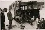 Skador på rälsbuss Statens Järnvägar, SJ Yo1s 620 efter olycka vid Hinsnorets station mars 1957.