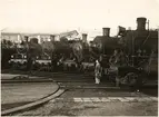 Sundsvall lokstation, uppställda ånglok. Från vänster Statens Järnvägar, SJ B 1290, SJ B 1312, SJ E2 903, SJ B 1430 med HHJ tender no 1 och SJ B 1268.