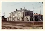 Stationshus byggdes 1894. Stationen ombygd 1924. Arkitekt Adian Petersson