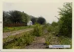 Station anlagd 1909. Putsat stationshus i en våning med toppigt tak. Stins mellan 1952 och 1963 var Erik Zether. Han var kombinerad post-, stations- och telegrafmästare.Efter nedläggningen 28 sept 1963 blev stationshuset semesterhem för SJ-anställda. Sålt i början av 1990-talet. Förfallet. Renoverat 1996 av Stephan Ekberg. Begäran om byggnadsminnesförklaring, avslag av Länstyrelsen efter 4 år.