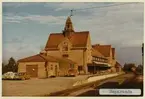 Stationshus i tegel 1915 . K-märkt 1986.
Stationen anlades 1915, stationen färdig 1919.