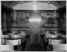 Statens Järnvägar, SJ Ro3 3747, restaurangvagn. Intarsiavägg med motiv från Stockholm och Göteborg, skapad av Ewald Dahlskog.
