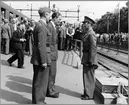 Elektrifieringsinvigning av banan Borås-Strömstad. Här görs ett stopp på Uddevalla station för att avnjuta regementsmusik av Bohus Bataljon.