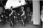 Konung Fredrik IX och Kronprins Gustav VI Adolf på Stationen i Stockholm.