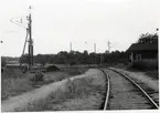 Korsningen mellan Älvsborgsbanan och Västra stambanan, vid Herrljunga station. Här på Älvsborgsbanan i riktning mot Uddevalla.