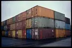 Upplag med containers