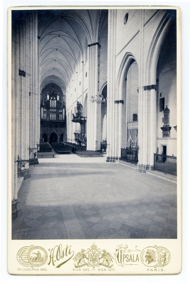 Reprofotografi - vy mot orgelläktaren, Uppsala domkyrka 1885