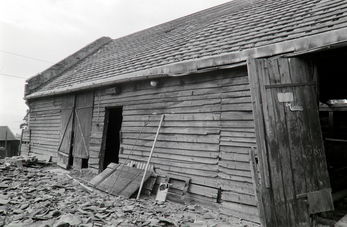 Skappelsgate 1, Hamar. Riving av uthus.