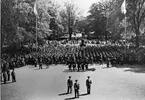 Jubileum 50 års, A 6. Regementet uppställt i Rådhusparken.