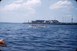 Kapproing i livbåt. Kadetter fra skoleskipet STATSRAAD LEHMK