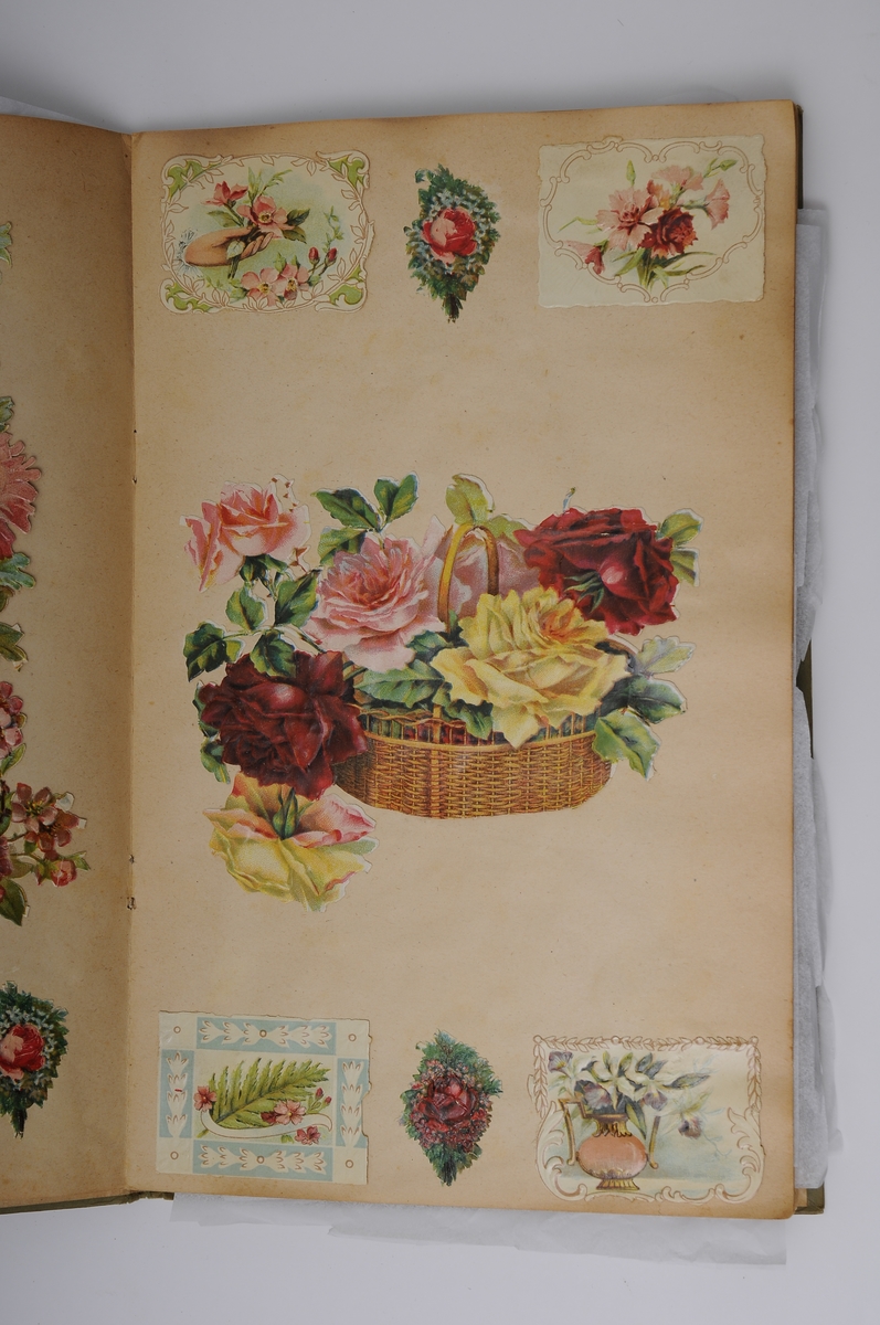 Glansbildealbum antagelig fra 1920-tallet eller noe senere