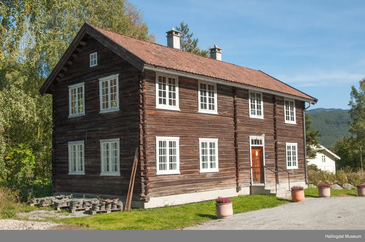 Høvahuset