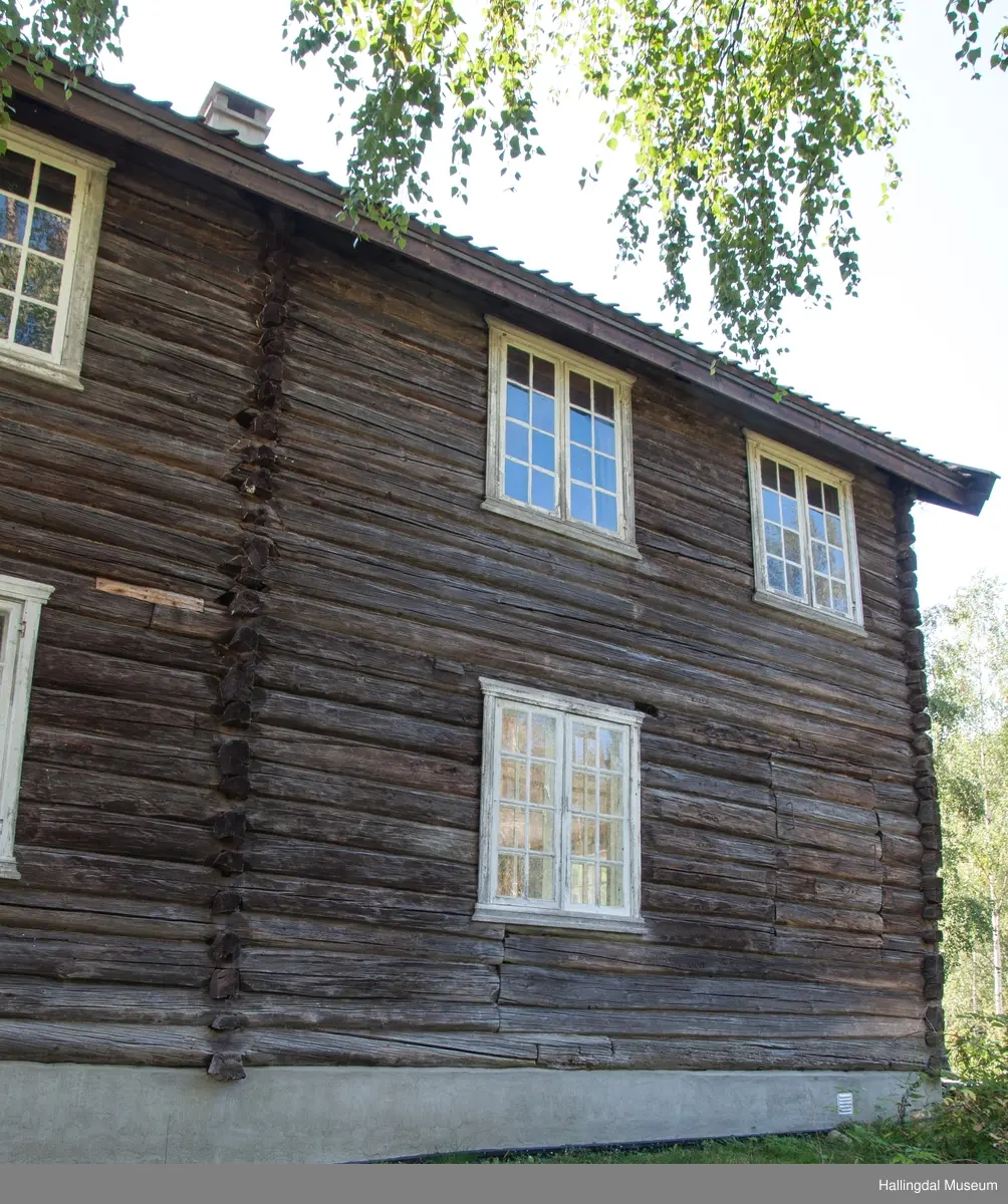 Høvahuset