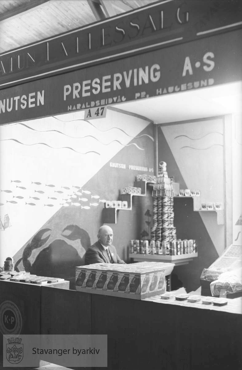 Varemessens filmer..Knutsen Preserving a/s .Norges varemesse i Bjergsted