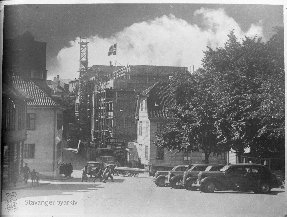 Trygdekassen under oppføring