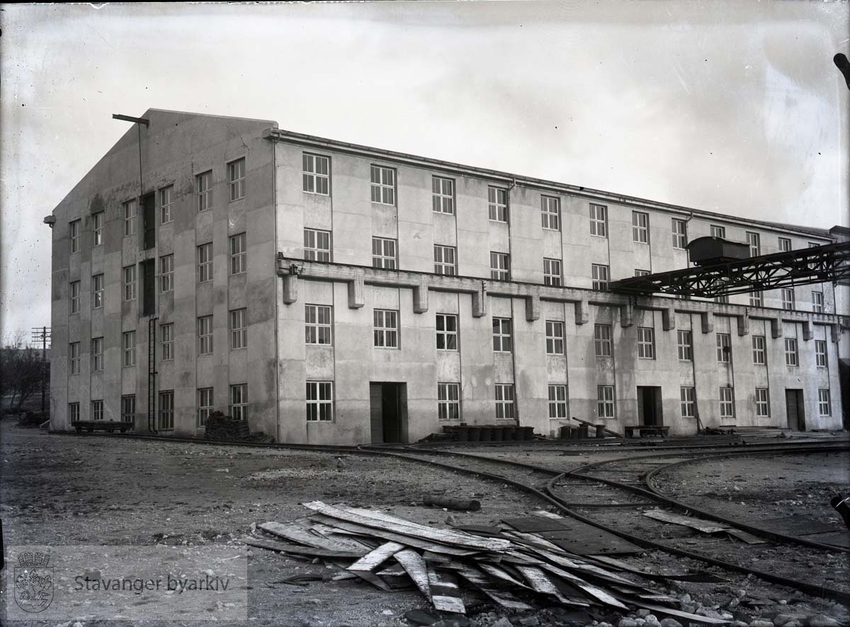 Rosenberg Mekaniske Verksted.Buøy