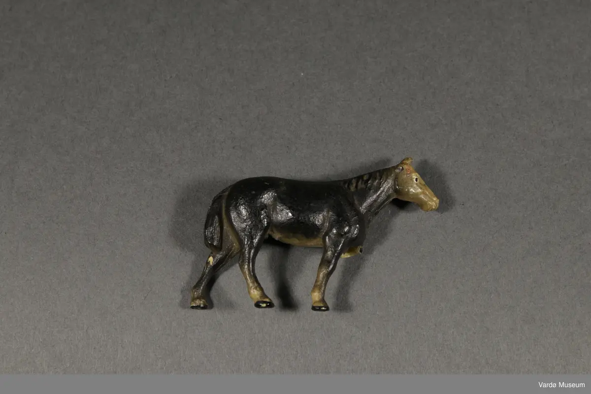 Hest, Russisk barneleke fra slutten av 1800-tallet.