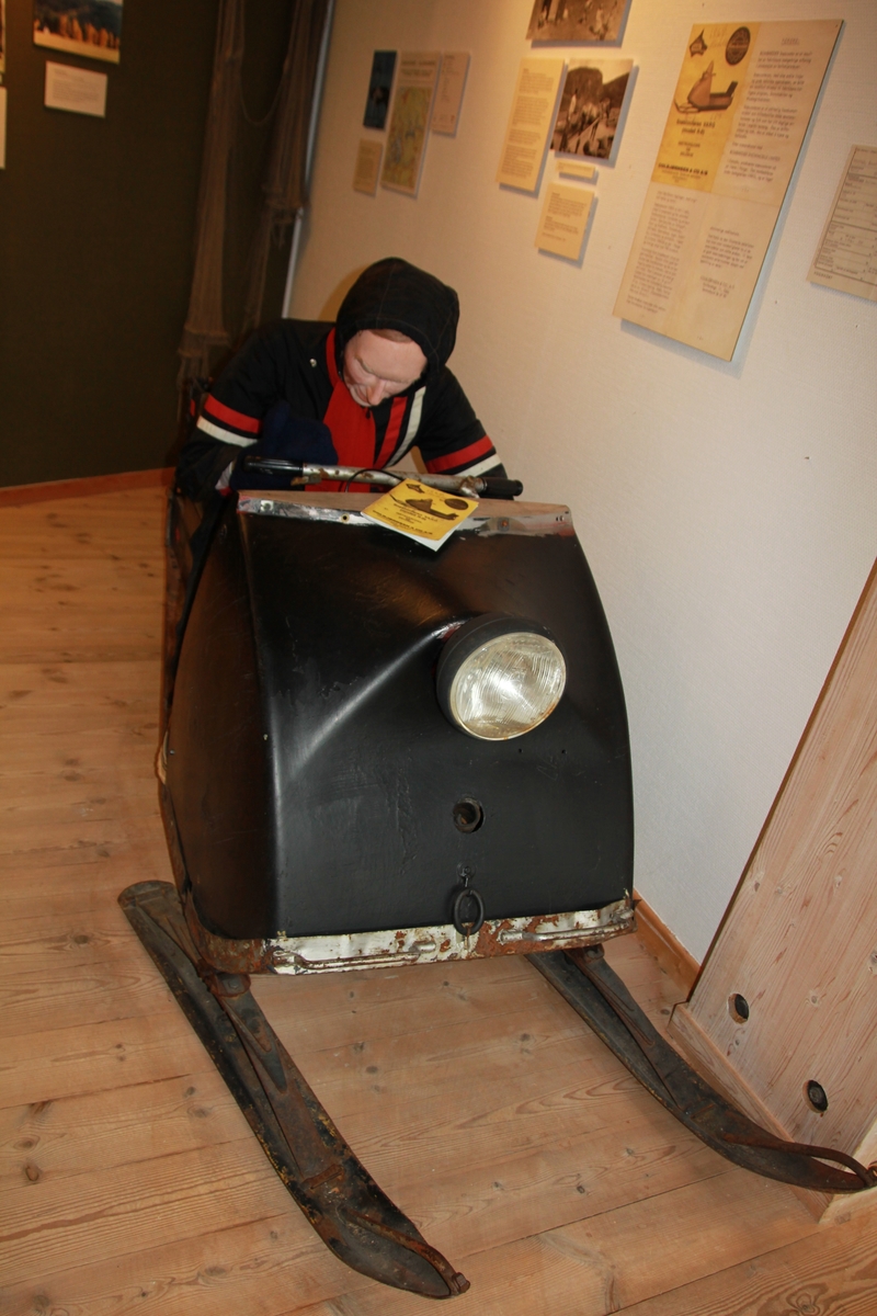 Varg R-8, registreringsår 1964.