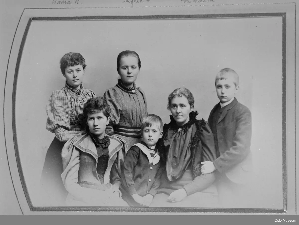 gruppe, kvinner, gutter