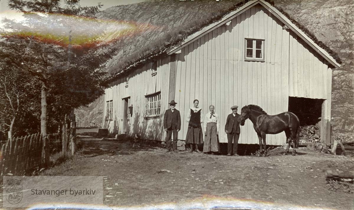 Haavard Rusdals familie og hus