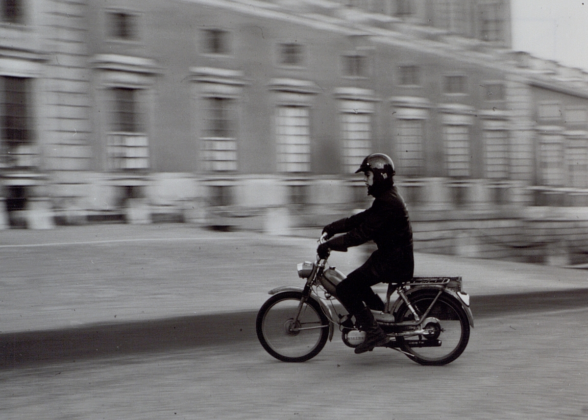 Stockholm. Telegrambärare, ( omkring 1960-talet).