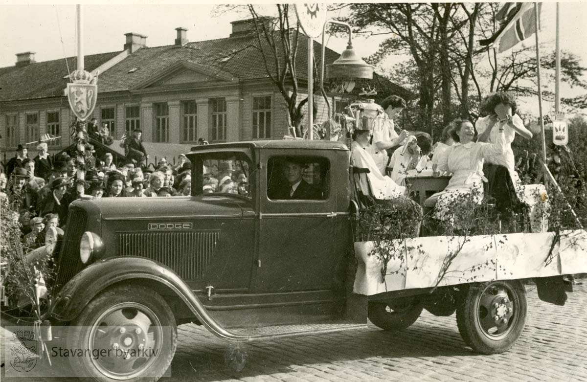 17. mai ..Stavanger yrkesskoler .17. mai-tog ..Stavanger Tekniske Fagskole