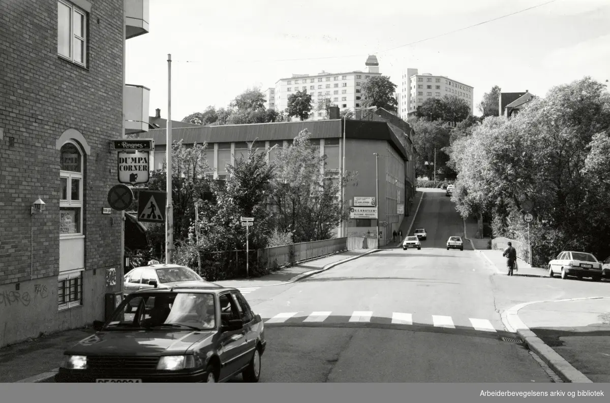 Grünerløkka. Grünerbrua og Møllerveien. Oktober 1992