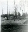 Badelunda sn, Anundshögsområdet, Långby.
Skeppssättning och gravhög i bakgrunden, 1938.