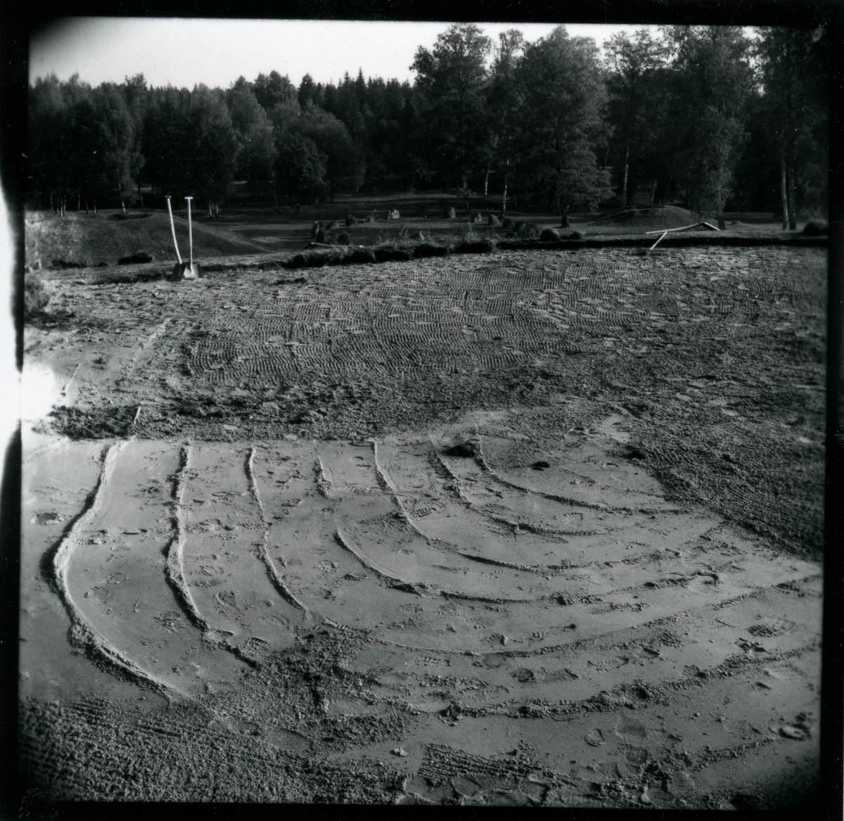 Badelunda sn, Anundshögsområdet, Långby.
Restaureringen 1972.