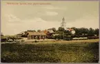 Skärkinds kyrka och järnvägsstation.