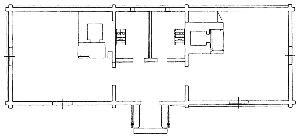 Statarlängan på Skansen är en timrad byggnad i en våning, troligen uppförd omkring år 1800. Fasaden är klädd med locklistpanel och målad med röd slamfärg. Byggnaden har sadeltak, klätt med enkupigt lertegel. Skorstenarna är två, murade av tegel, placerade i takfallet mot baksidan.

Statarlängan flyttades till Skansen 1967 från Snickartorp, beläget under Berga säteri, Åkers socken, Södermanland.