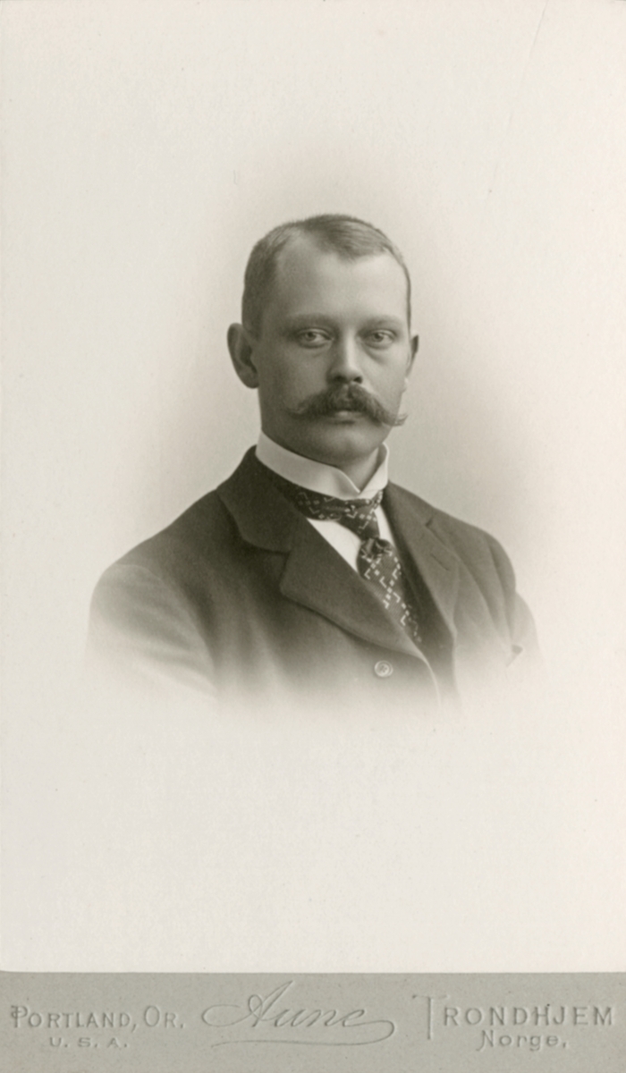 Bilder av Christian Anker Bachke