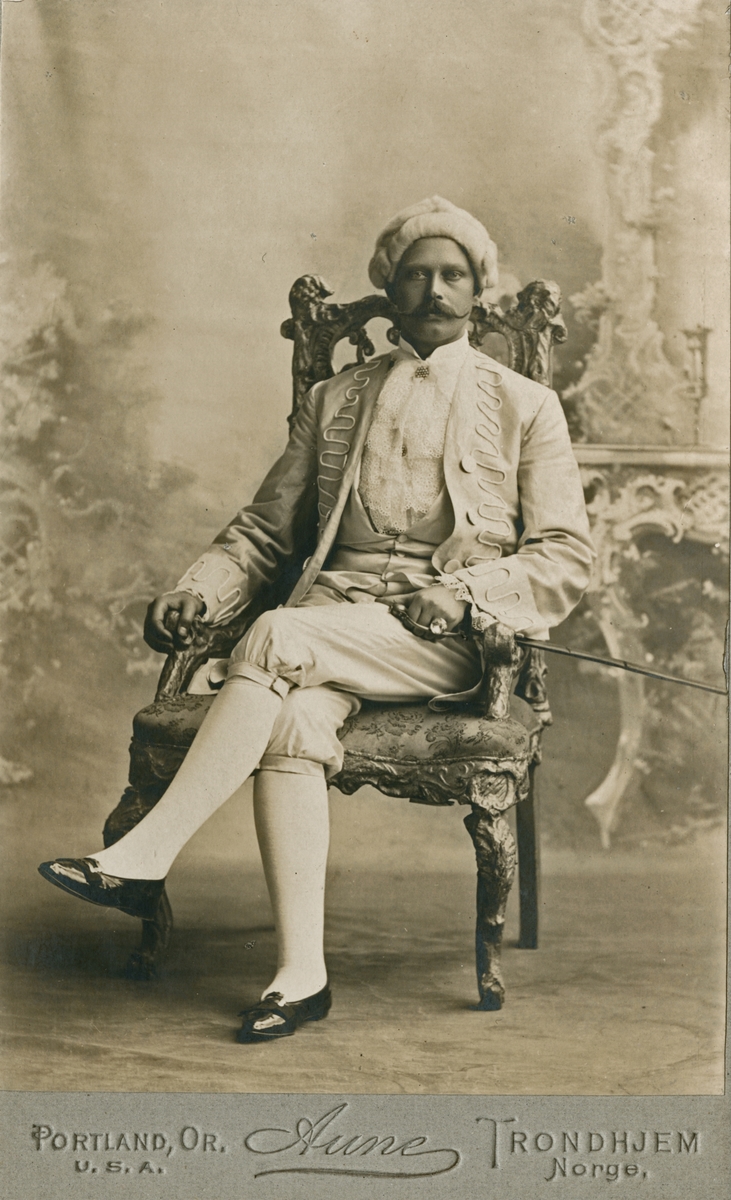 Bilder av Christian Anker Bachke