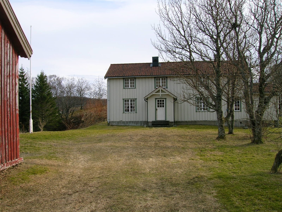 Leirfjord, Ulvangen, Krokvika. Hovedhuset på, det som var, handelstedet Krokvika.