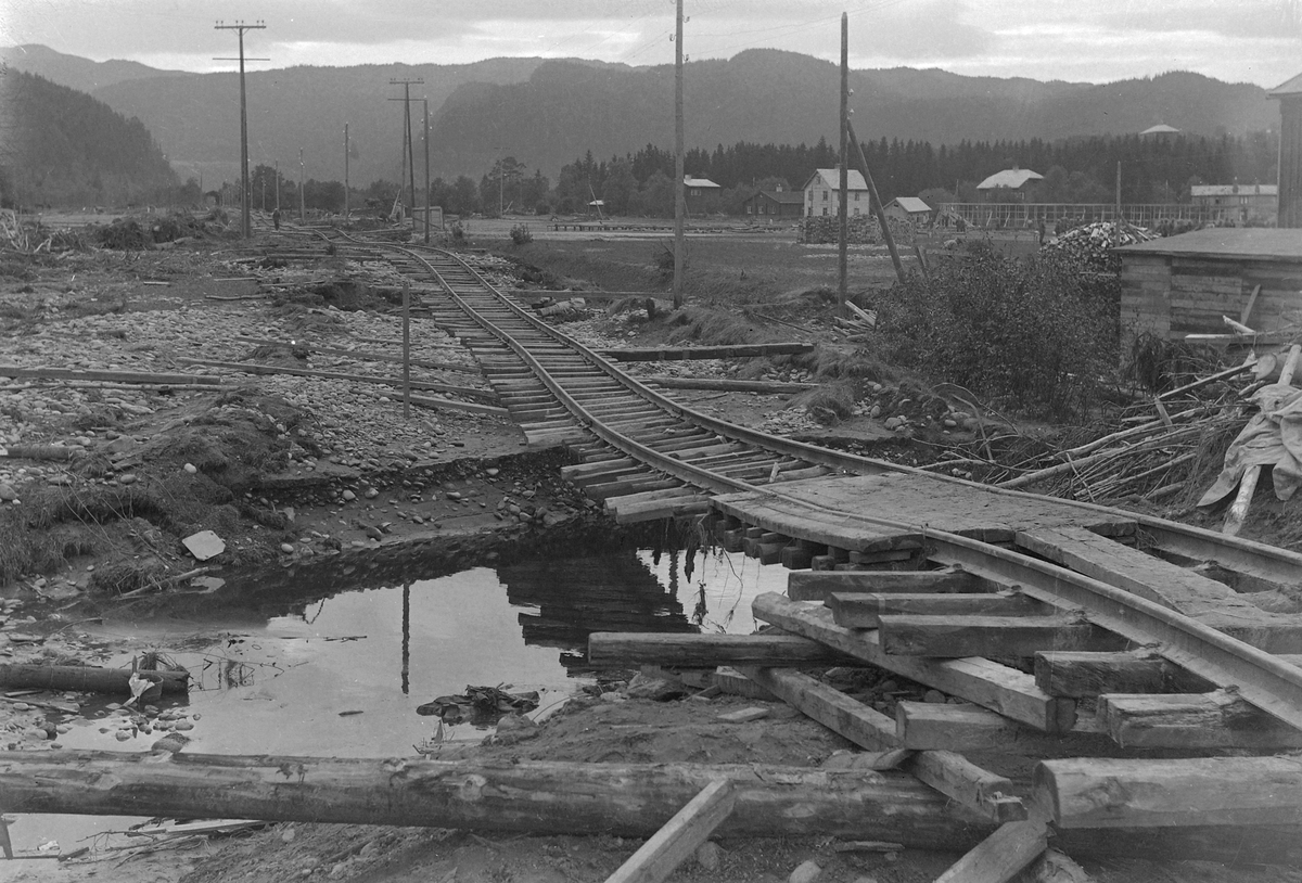 Flommen i Gaula 1940 - Støren -Sverresborg Trøndelag Folkemuseum