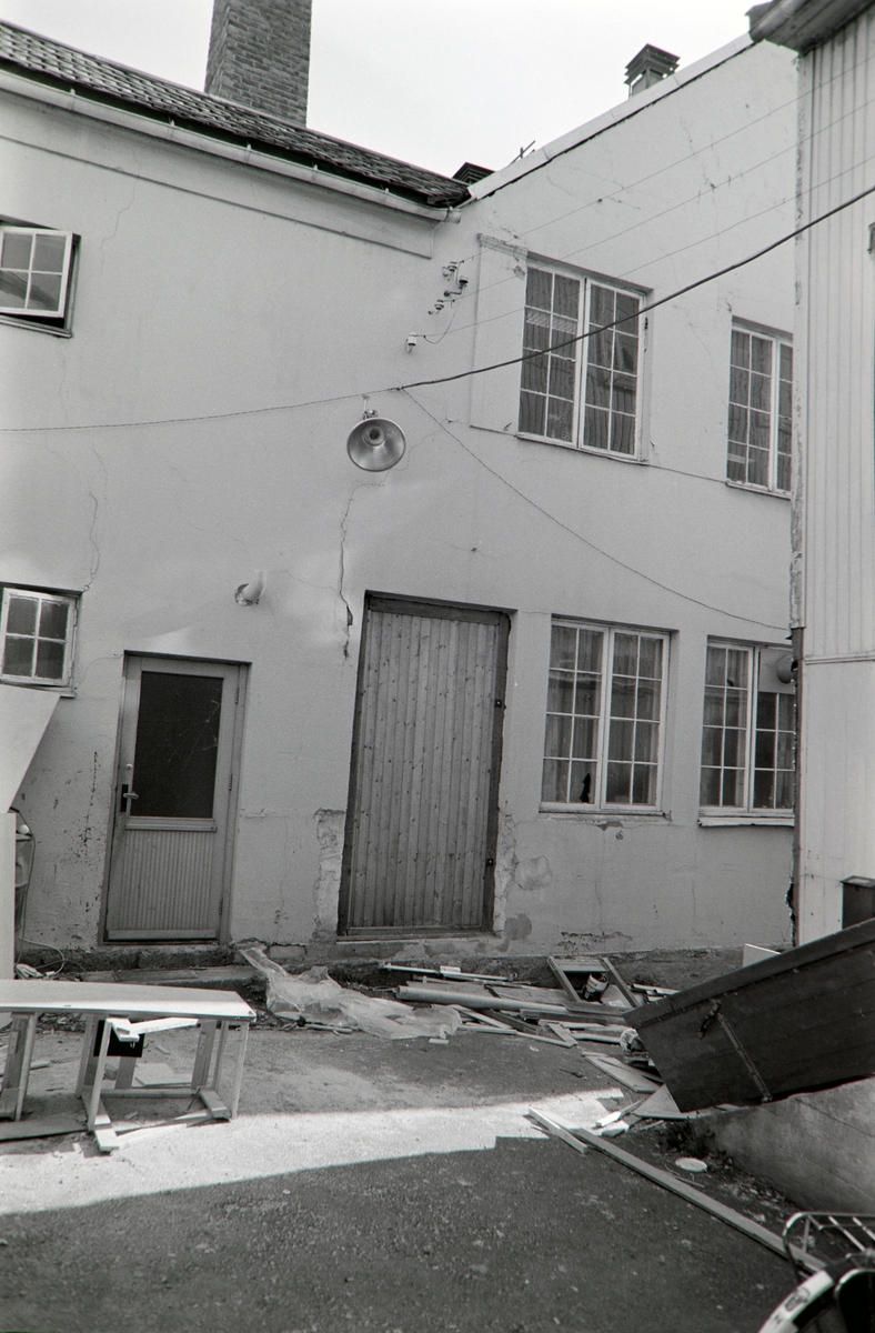 Grønnegata 85. Hamar. Hamar vaskeri. Bakgård.