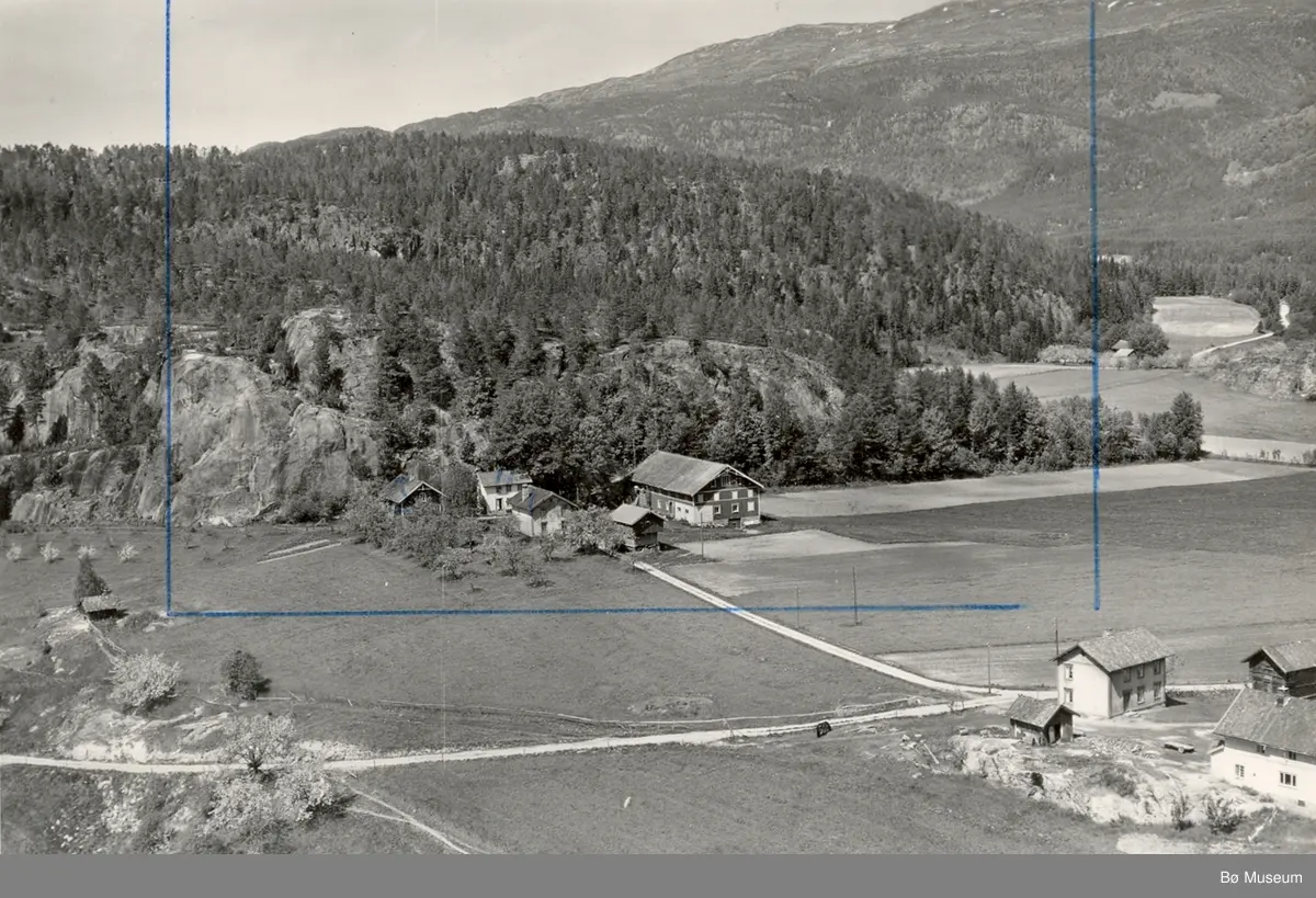 Flyfoto av Grave 13. juni 1958