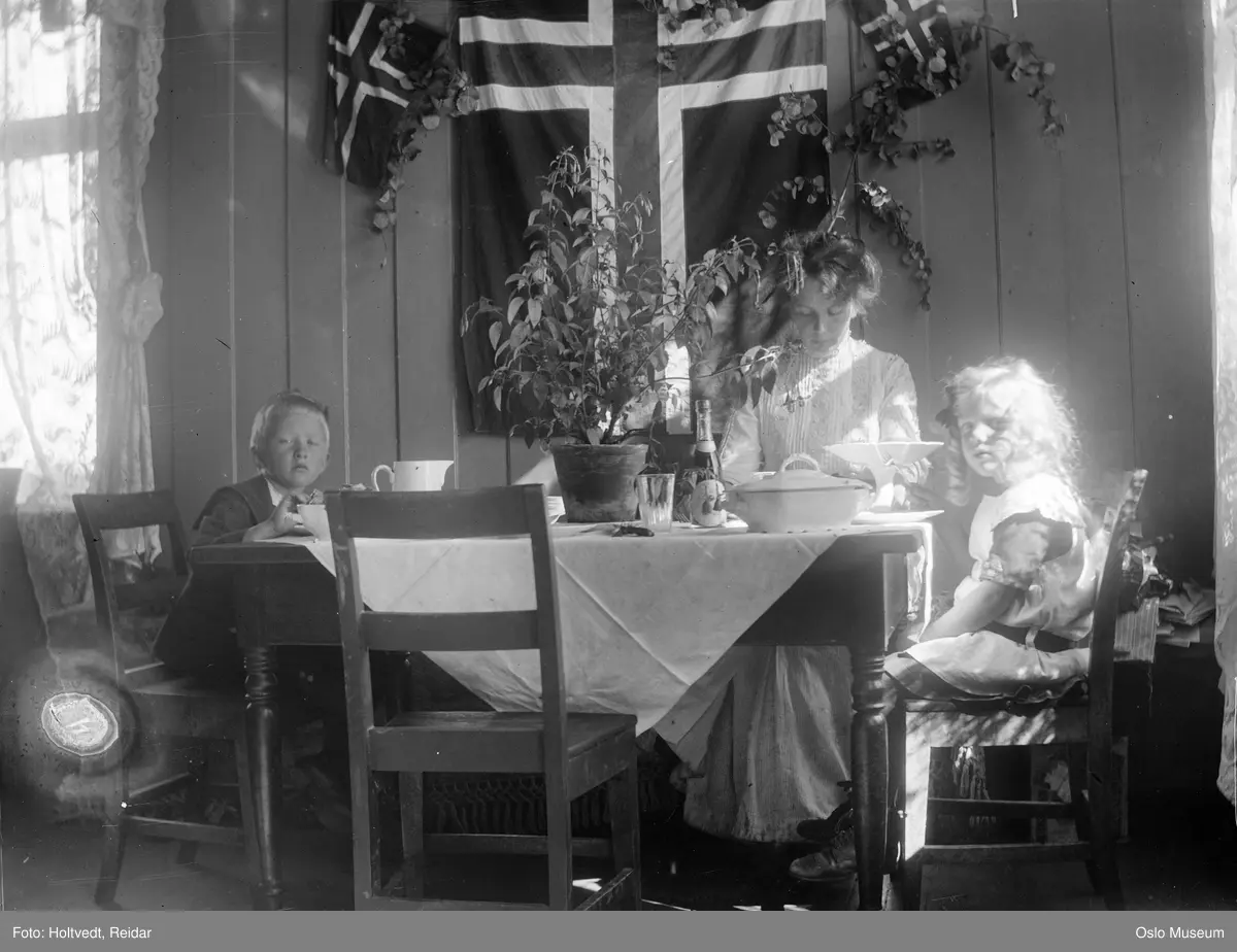 interiør, bord, oppdekning, kvinne, gutt, jente, flagg