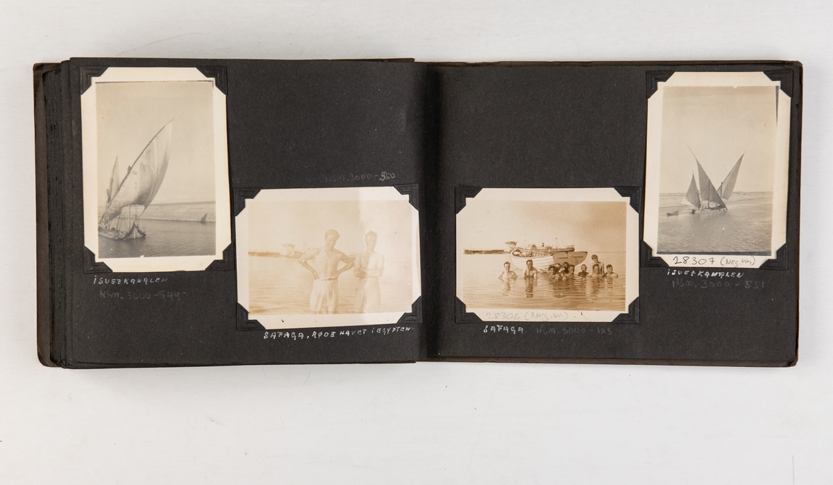 Album med fotografier av motorskipet 'Tungsha' 1924-1926.