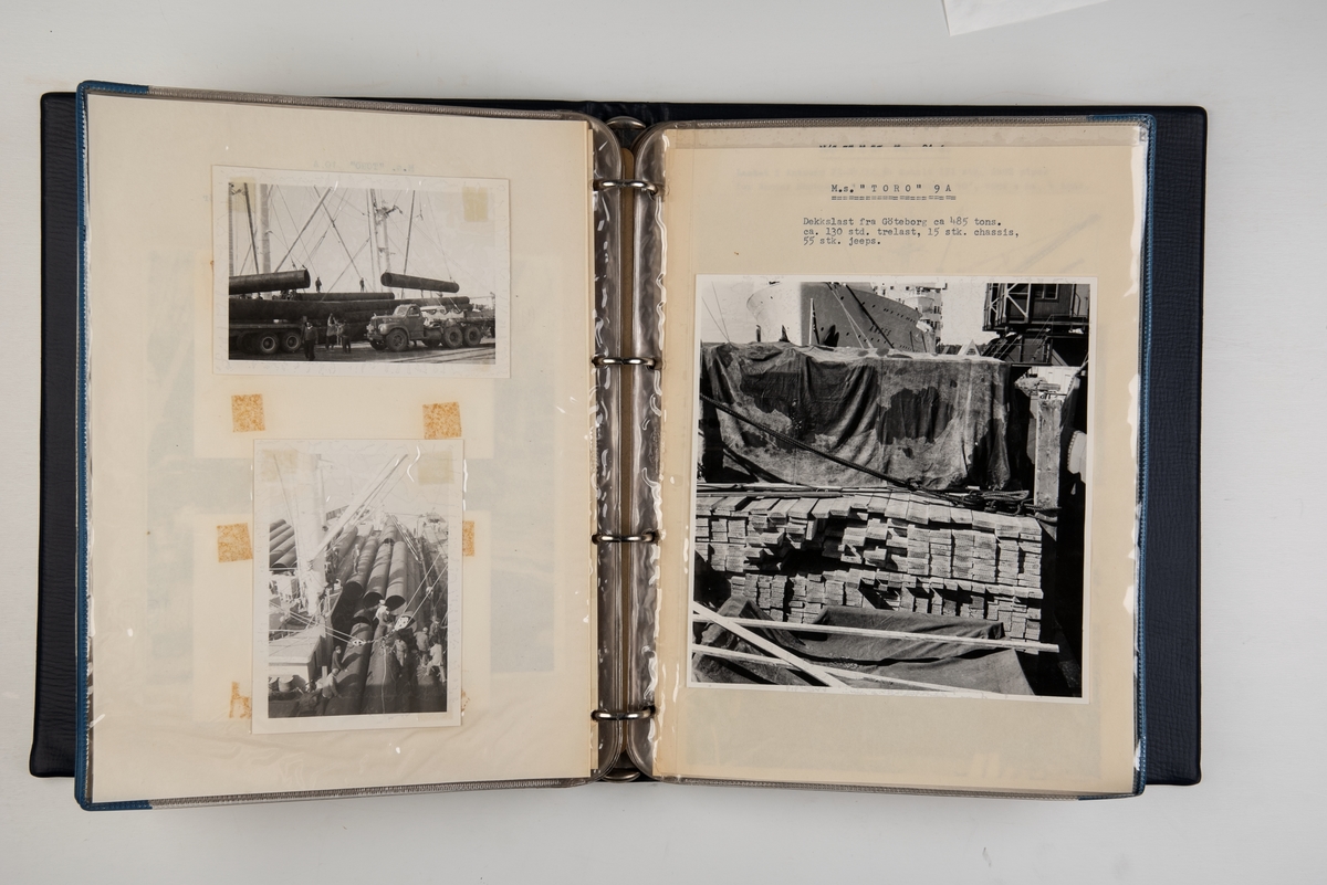 Album med fotografier av dekklast og fotografier av lasting og lossing på skip fra Wilh. Wilhelmsen.