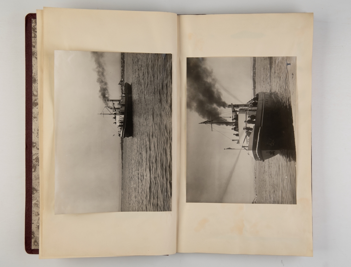 Album med fotografier fra Nylands verksted, samt fartøyer i dokk og skip bygget ved verftet. 'Sjøsprøit I', 'Bergensfjord', 'Brabant', 'Veslefrik', 'Kanon I', 'Globe III', 'Harpun II' og skip under bygging.