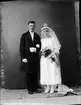 Brudparet Andersson från Uppskedika, Hökhuvud socken, Uppland 1923