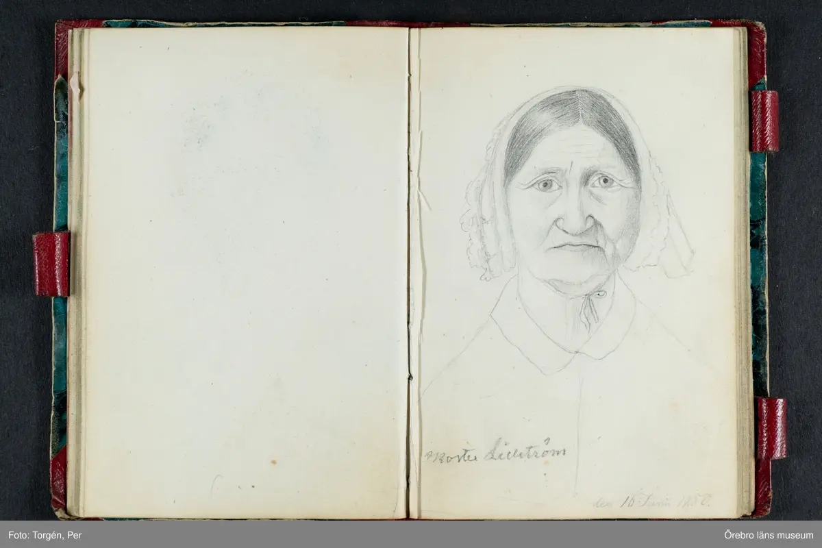 Skissbok med studieporträtt i blyerts av Wilhelmina Lagerholm (1826-1917).  Skisserna är förmodligen tecknade i Örebro under våren och sommaren 1850. I november samma år flyttade Wilhelmina Lagerholm till Stockholm för att studera teckningskonst och måleri. Några av bilderna är daterade och flera har namn på den avporträtterade. De föreställer släktingar, familjemedlemmar samt vänner och bekanta i Örebro.
Ingår i PS-15 Juliana Mannerfelt (W:s faster), F:5 Skissböcker, mm. Wilhelmina Lagerholm.