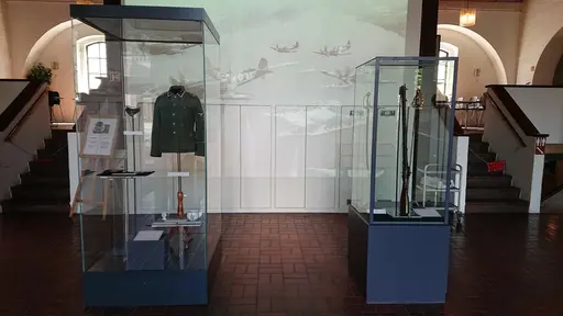 Militære tegn og symboler